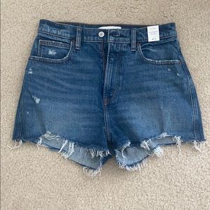 Abercrombie Curve Love Ultra High Rise Mom Shorts